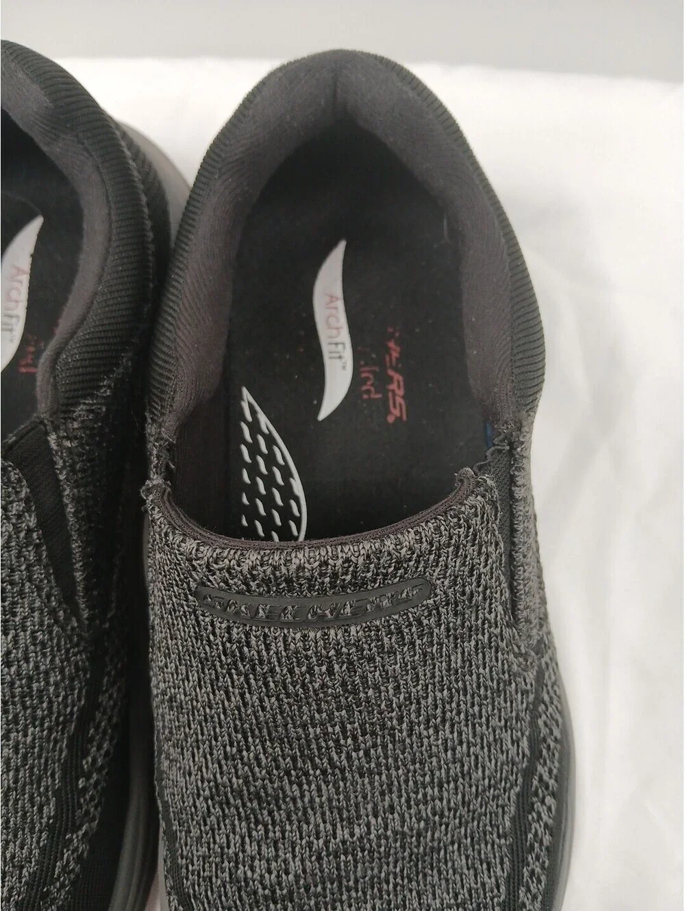 Skechers Air Cooled Arch Fit Shoes Mens 9.5 Gray Black Slip-on Loafers  Casual